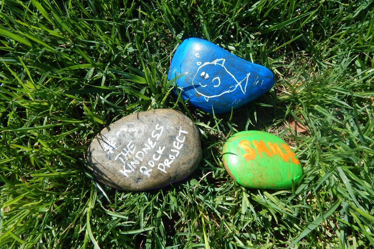 kindness rocks dementia patients
